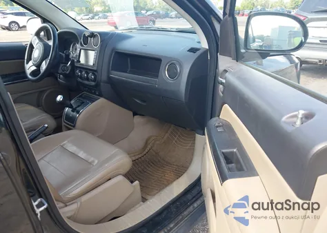 2013 Jeep Compass Limited z USA, uszkodzony, nr VIN 1C4NJDCB4DD253098